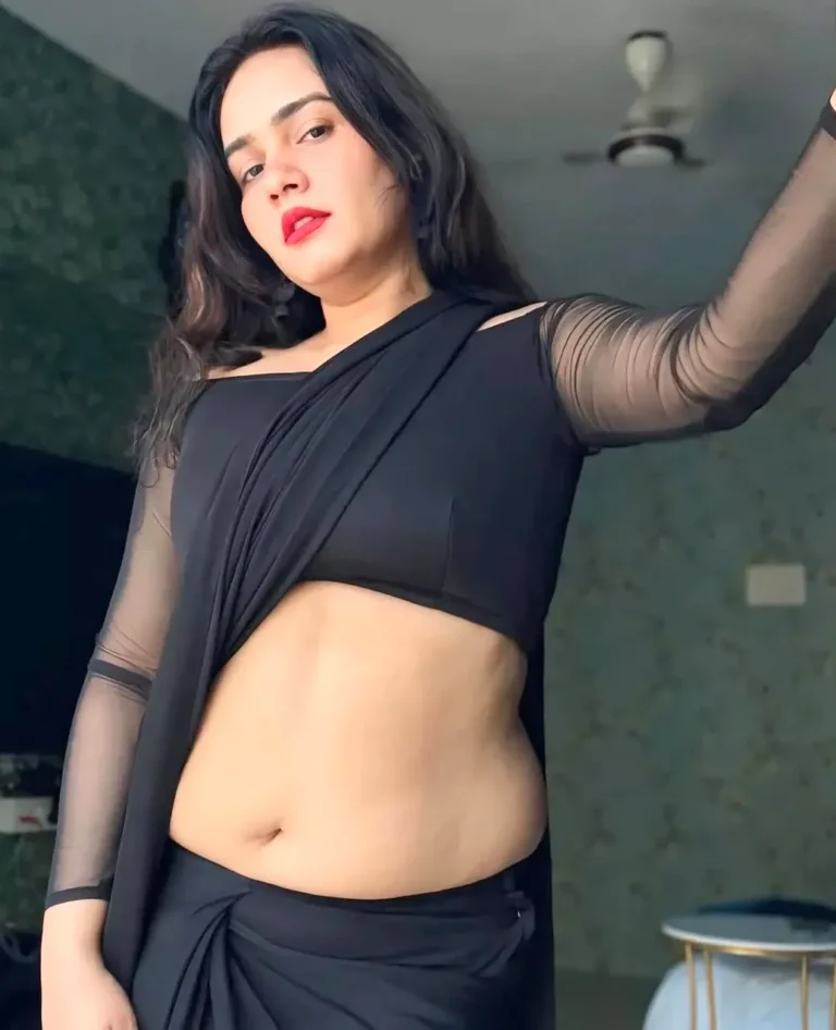 চাচি ভাতিজা সেক্সের কাহিনী